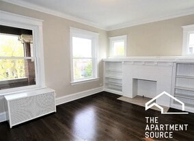 Building Photo - 1437 W Carmen Ave