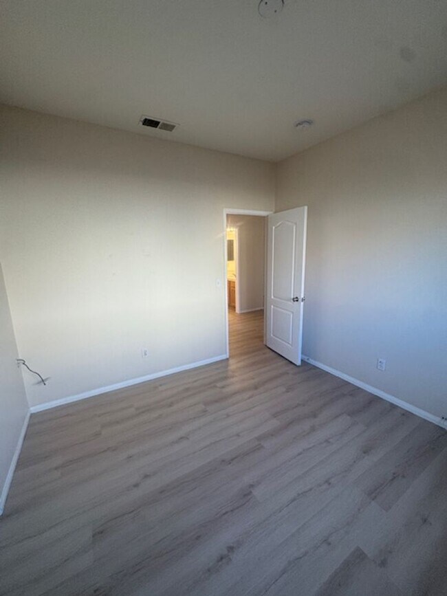 Building Photo - Beautiful Home Coming Soon!