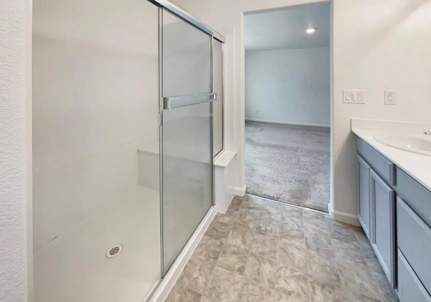 Building Photo - 3710 Roseparke Way