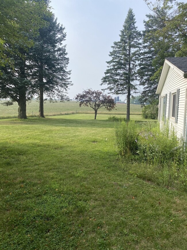 Building Photo - 7020 Brown Rd