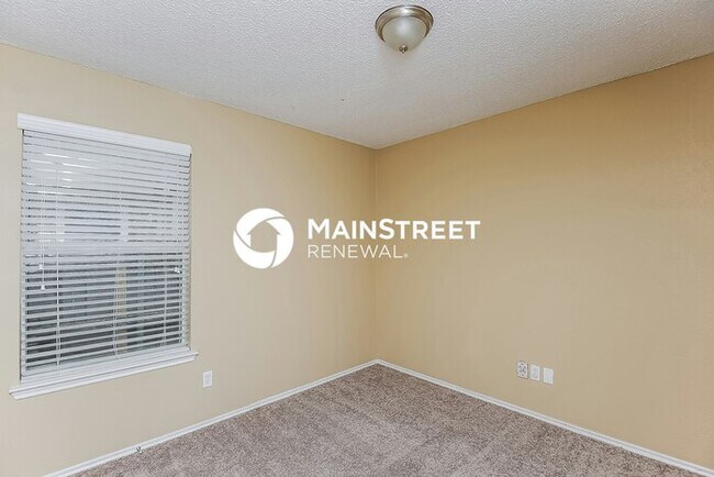 Building Photo - 3 Bedroom Pet-Friendly Home in Fort Worth,...