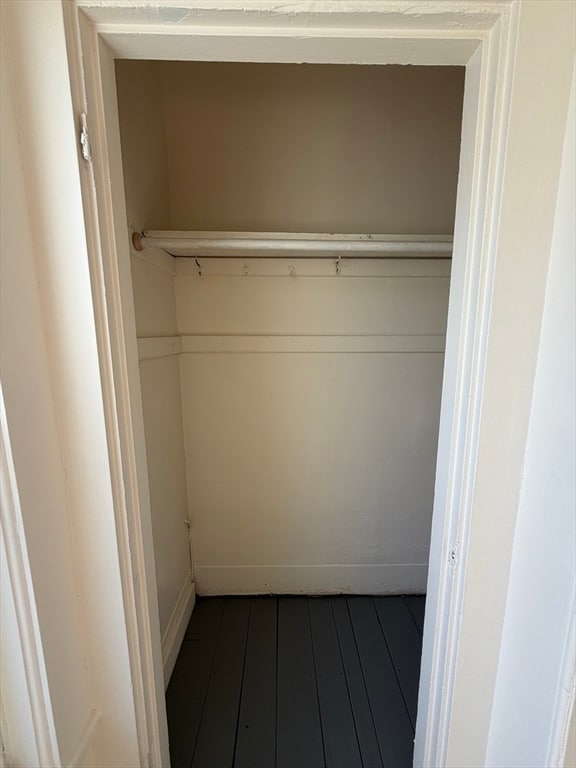 Building Photo - 10-12-12 Maple St