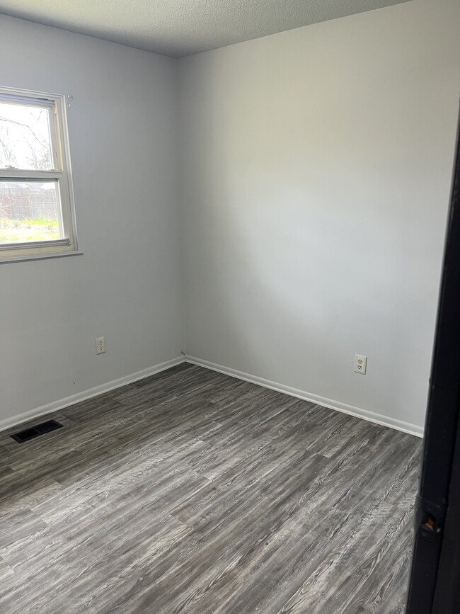 Building Photo - 1306 Cleveland-