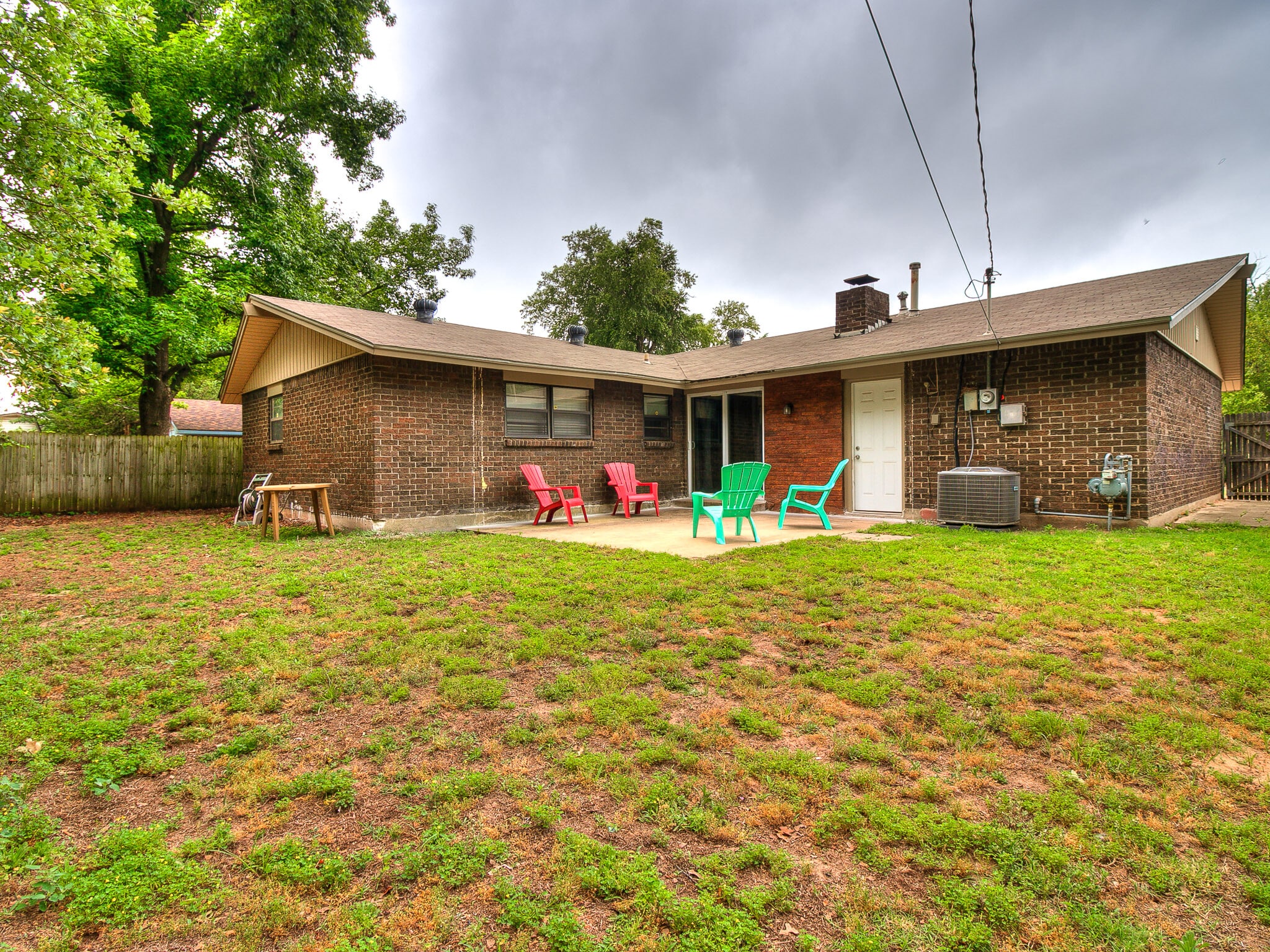 Building Photo - 1548 Bradley Pl