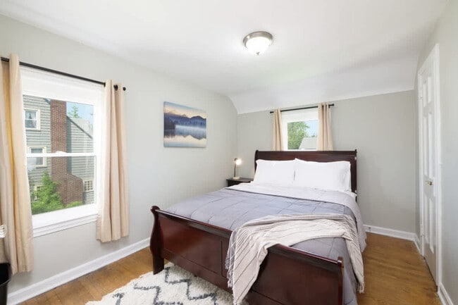 Building Photo - 3582 Silsby Rd