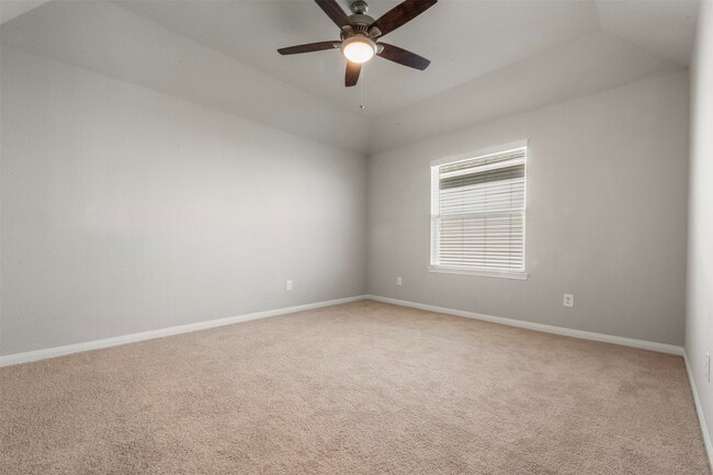 Building Photo - 3506 Lake Bella Megan Dr