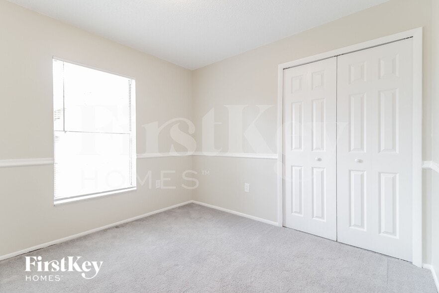 Building Photo - 1365 Lech Ave NW