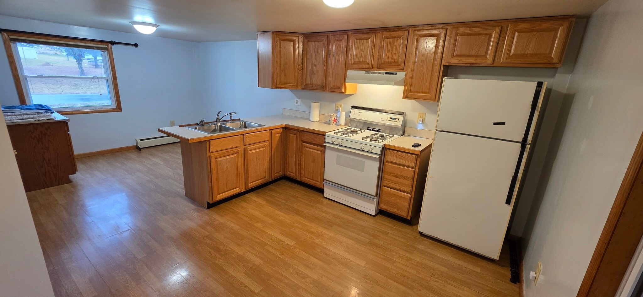Kitchen / Breakfast Nook - 8295 Limeridge Rd
