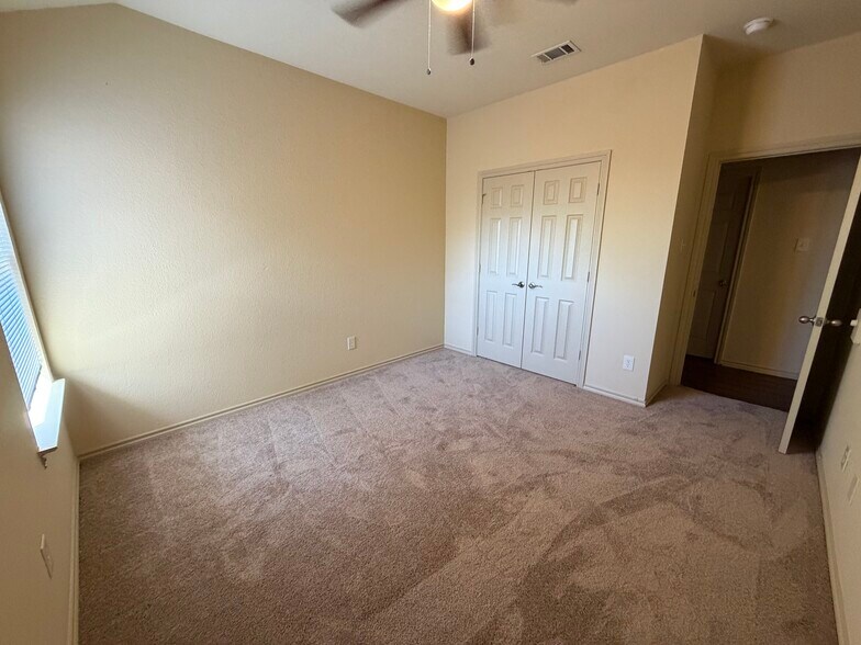 Building Photo - 5801 Swords Dr