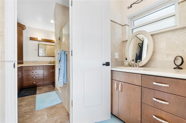 Building Photo - 8931 NW 55th Pl