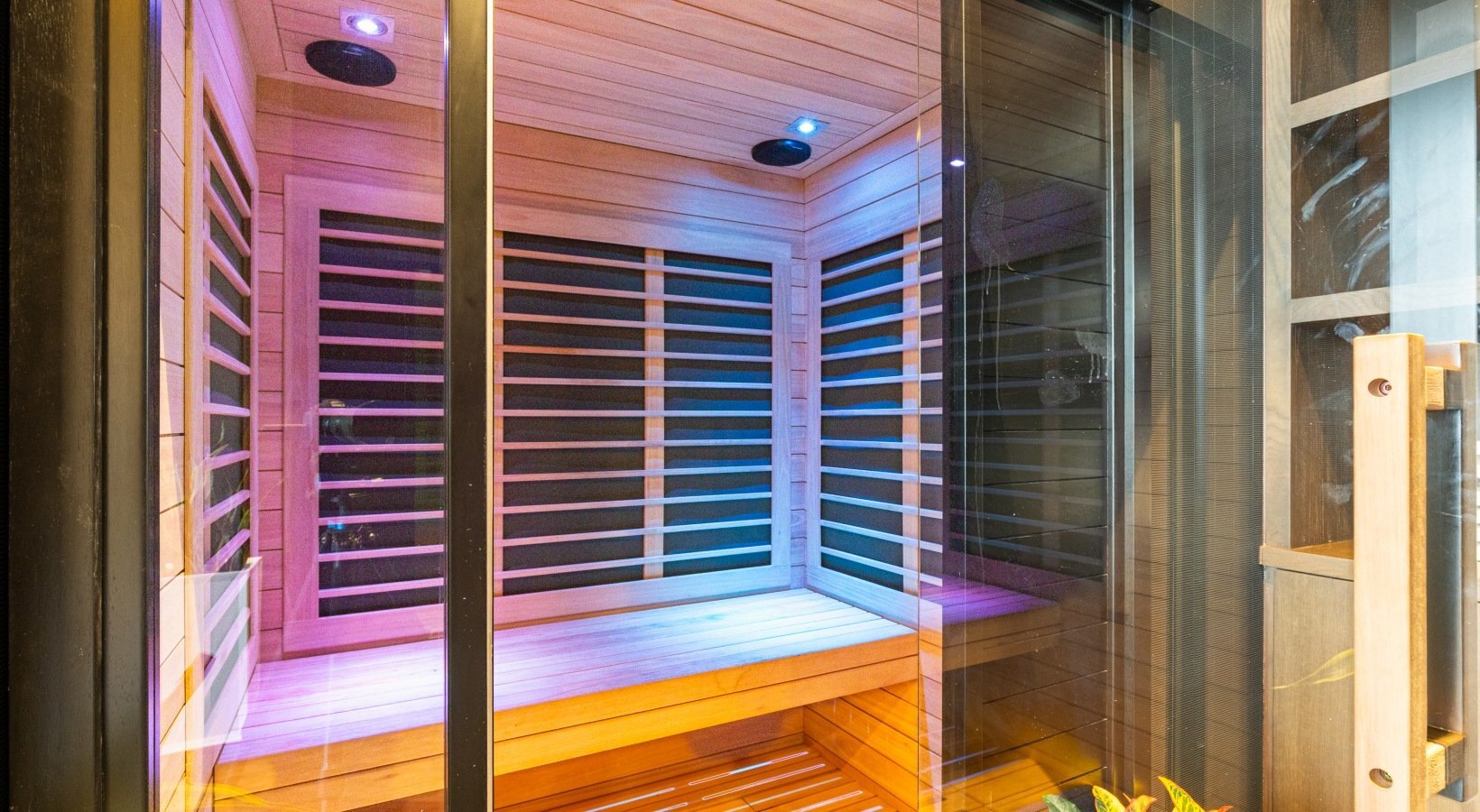 Building Photo - 411 N Akard St