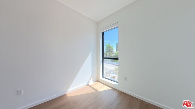 Building Photo - 5119 Colfax Ave