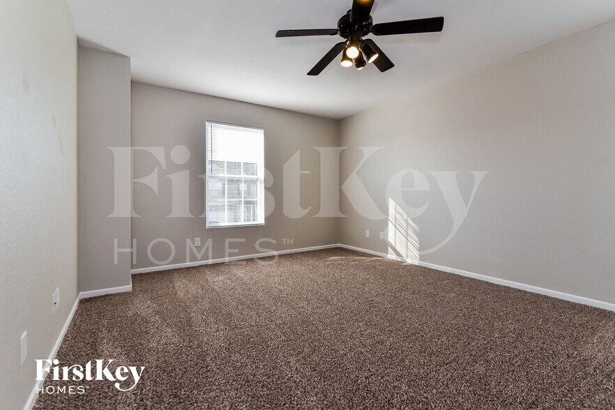 Building Photo - 8016 Grove Berry Way