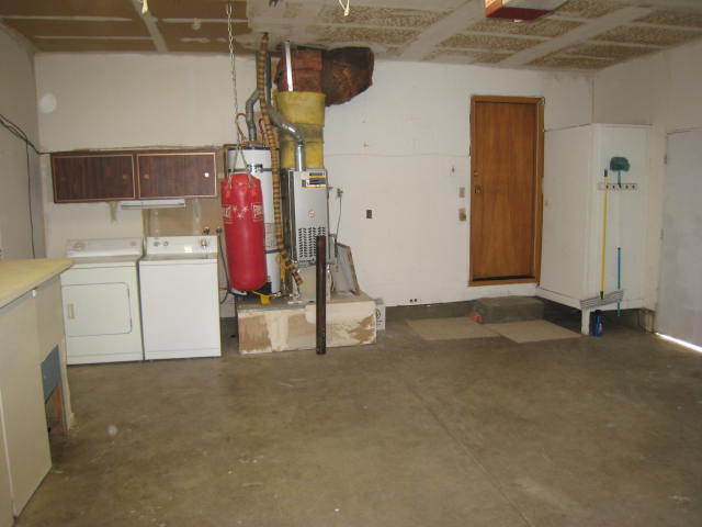 Building Photo - Charming 3-bedroom, 1-bathroom home!