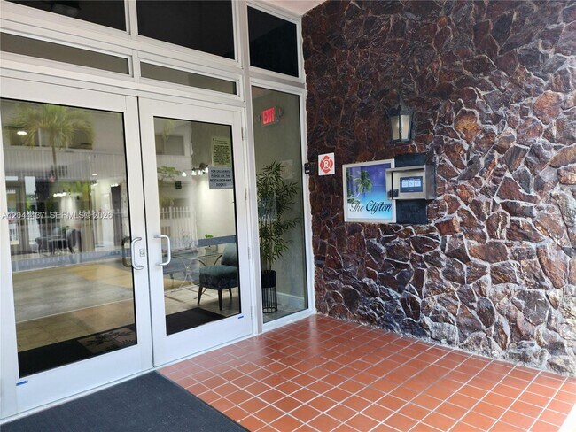 Building Photo - 3161 S Ocean Dr