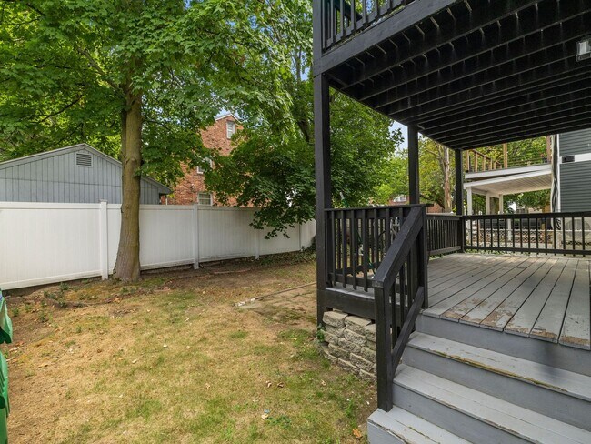 Building Photo - No Brokers Fee. In-Unit Washer and Dryer, All New Kitchen Appliances, Yard