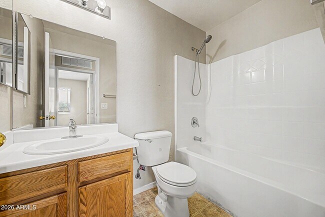 Building Photo - 2159 W Pinkley Ave