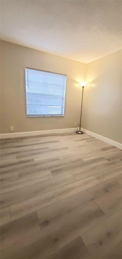 Building Photo - 3013 NW 92nd Ave