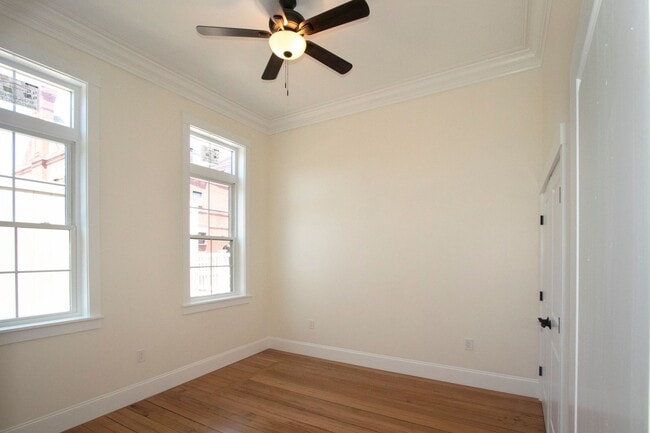 Building Photo - 440 Central Ave