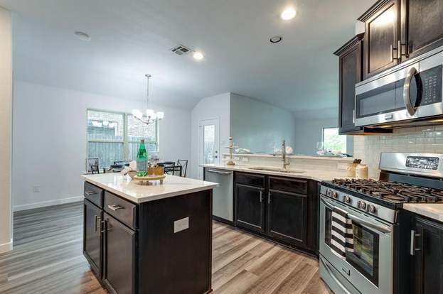 Building Photo - 1705 Lake Pine Dr