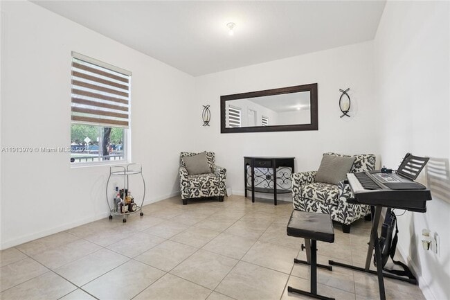 Building Photo - 24313 SW 115 Ct