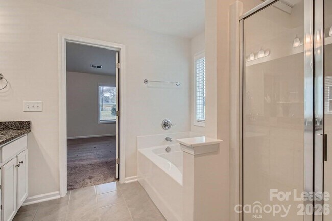 Building Photo - 4463 Dover Ct