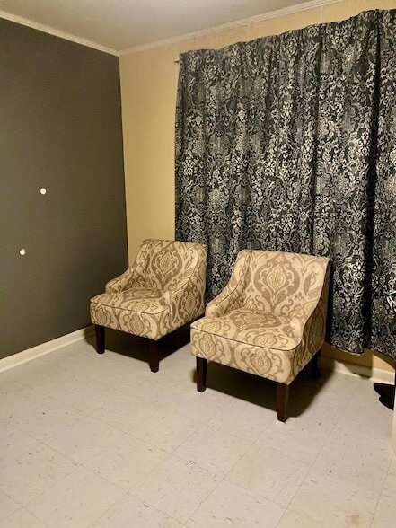 Building Photo - 306 Woodlawn Dr