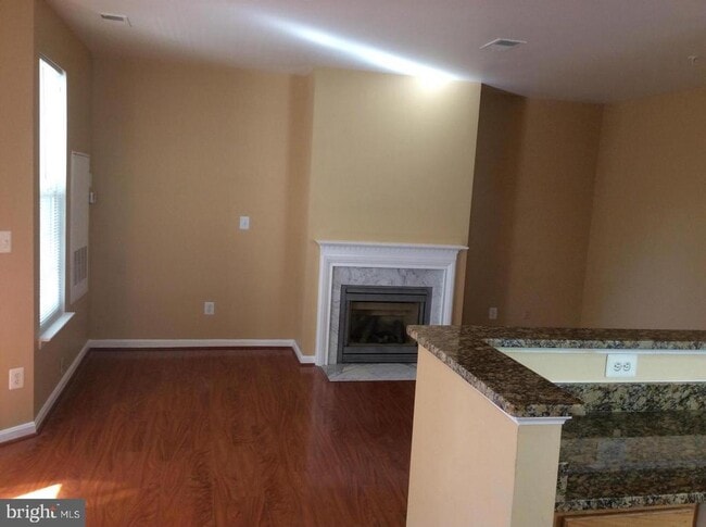 Building Photo - 14505 Hampshire Hall Ct