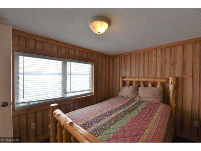 Building Photo - 2 Bedrooms, 1 Bathroom Furnished Cabin in Brainerd, MN on Wise Lake