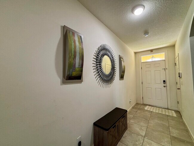 Building Photo - 10736 SW Prato Wy