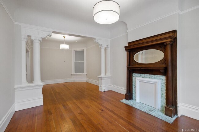 Building Photo - 958 Hayes St