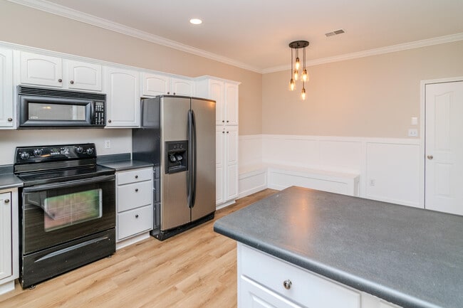 Building Photo - 188 Blue Heron Pl