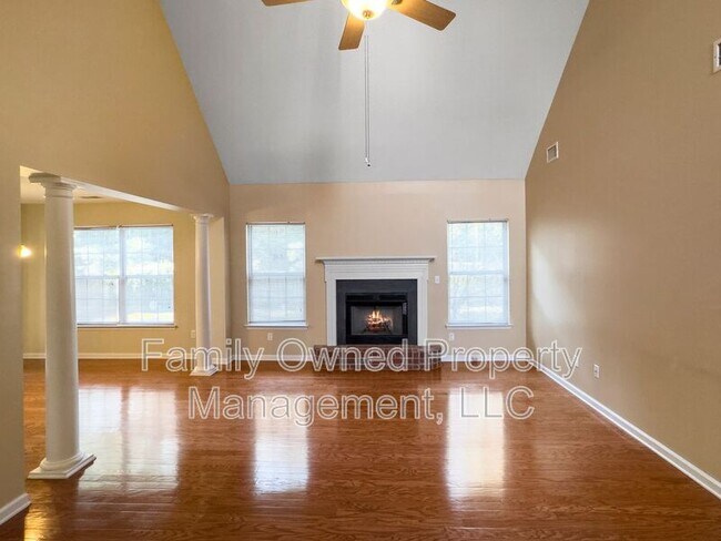 Building Photo - 170 Red Cypress Dr