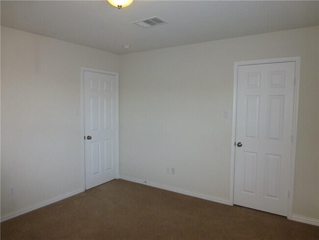 Building Photo - 16029 Hampton Bliss Trce