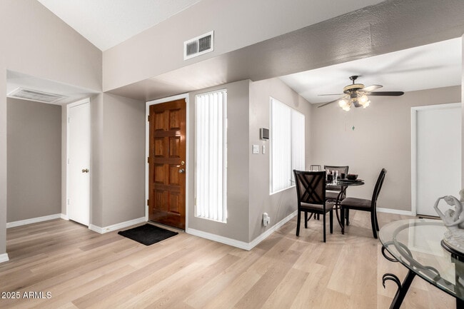 Building Photo - 3407 N Pleasant Dr