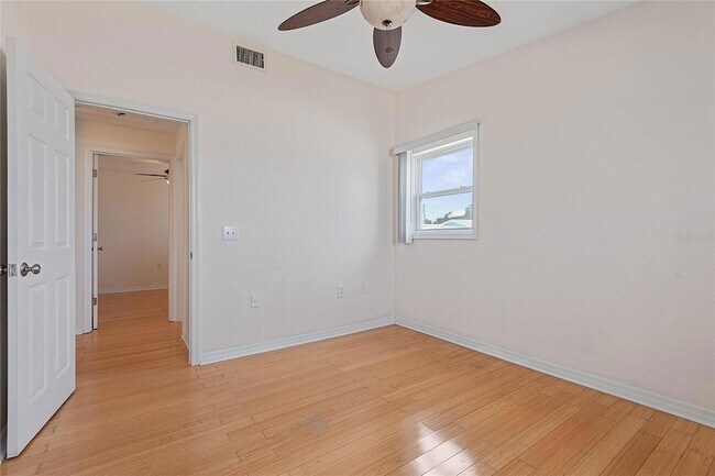 Building Photo - 1244 S Ocean Shore Blvd