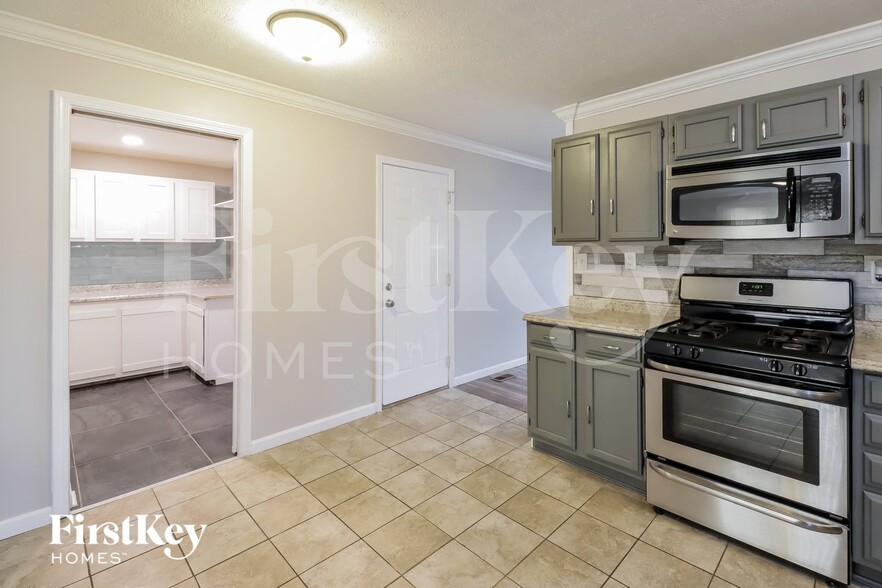 Building Photo - 958 Sheffield Dr