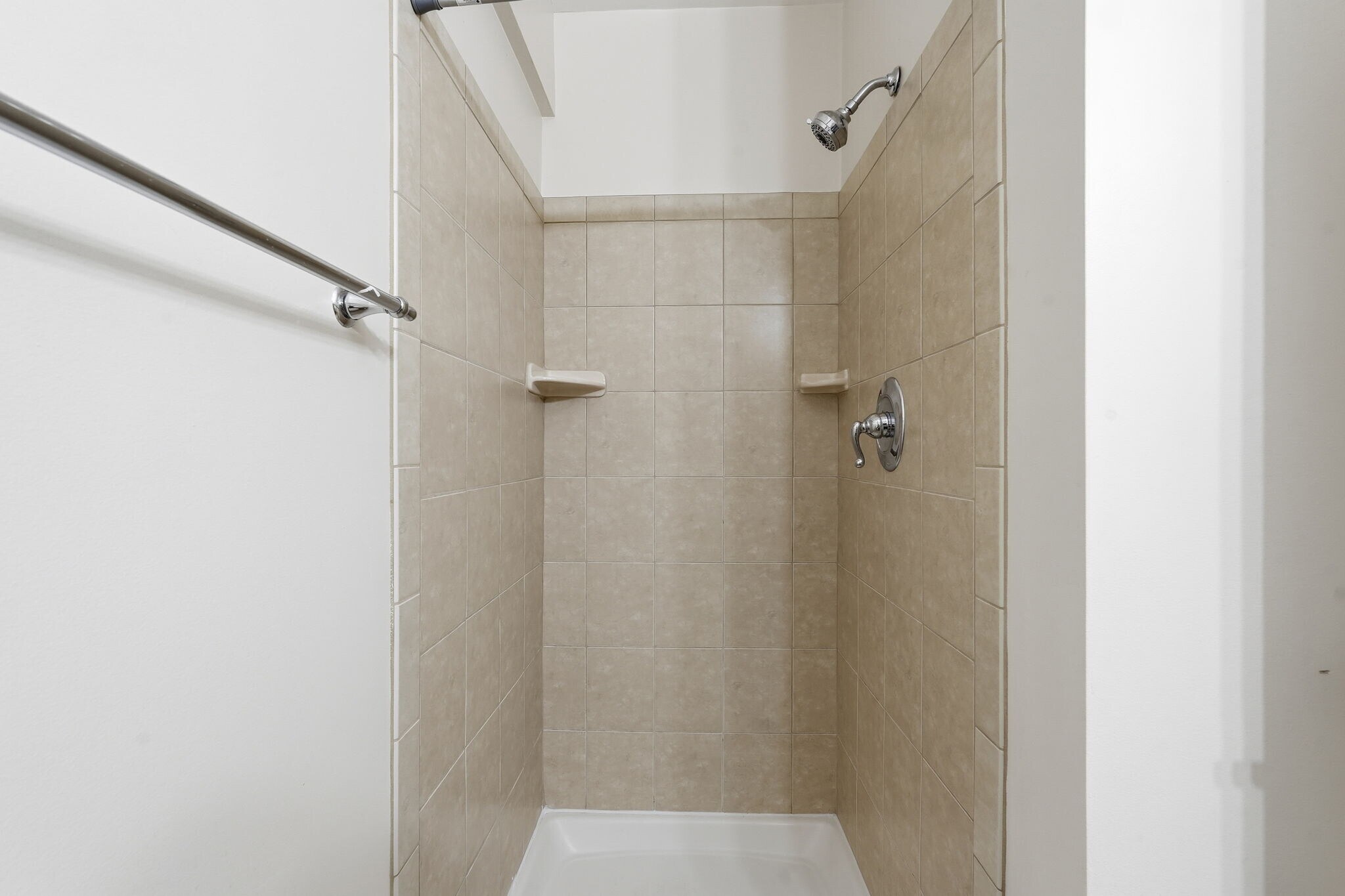 Building Photo - 6230 Edsall Rd