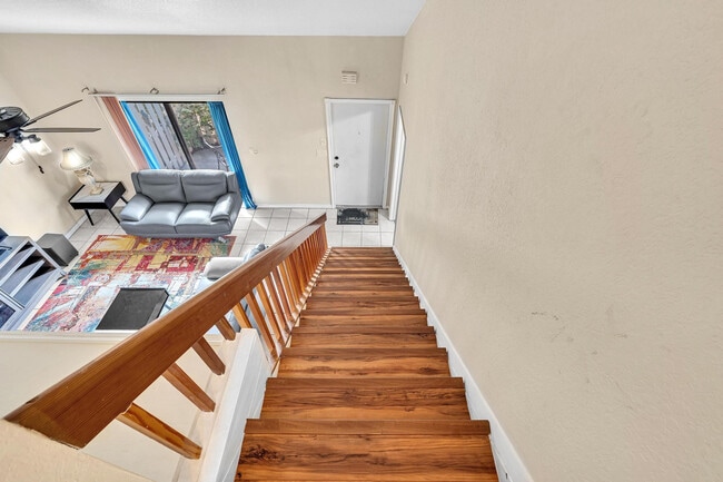 Building Photo - 10240 NW 33rd Pl