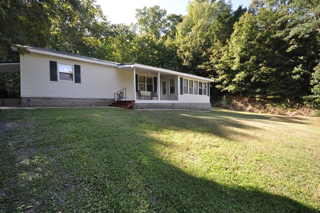 Building Photo - Furnished Home in New Concord