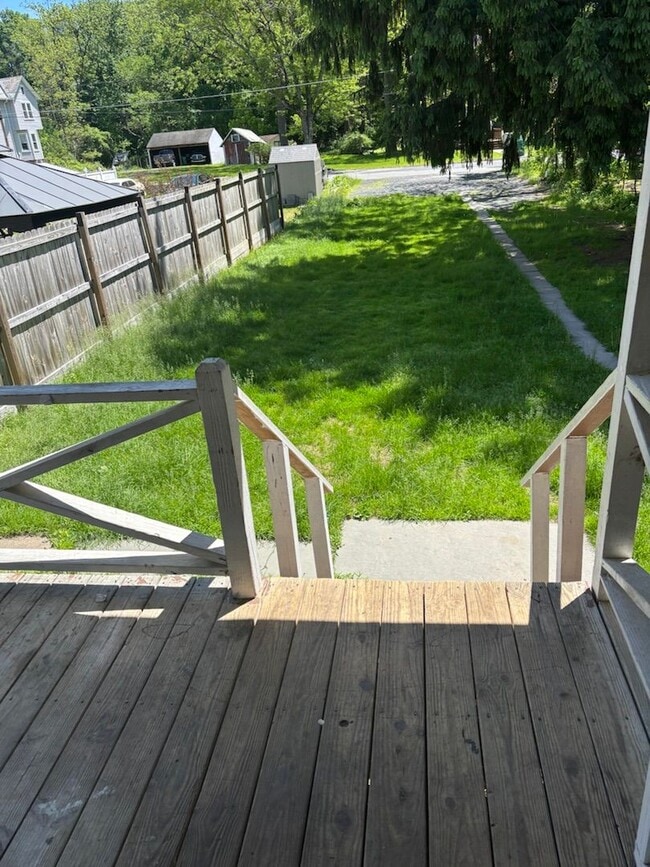 Building Photo - 3BR Single Family Rental  - Walk to Downto...