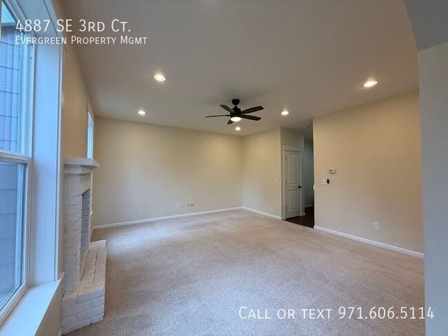 Building Photo - 4887 SE 3rd Ct