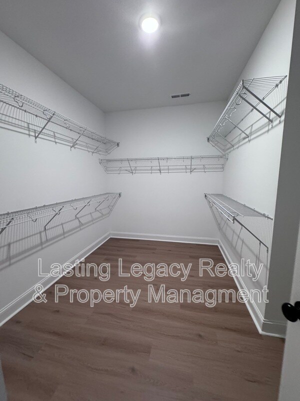 Building Photo - 2566 NC Hwy 801 S,