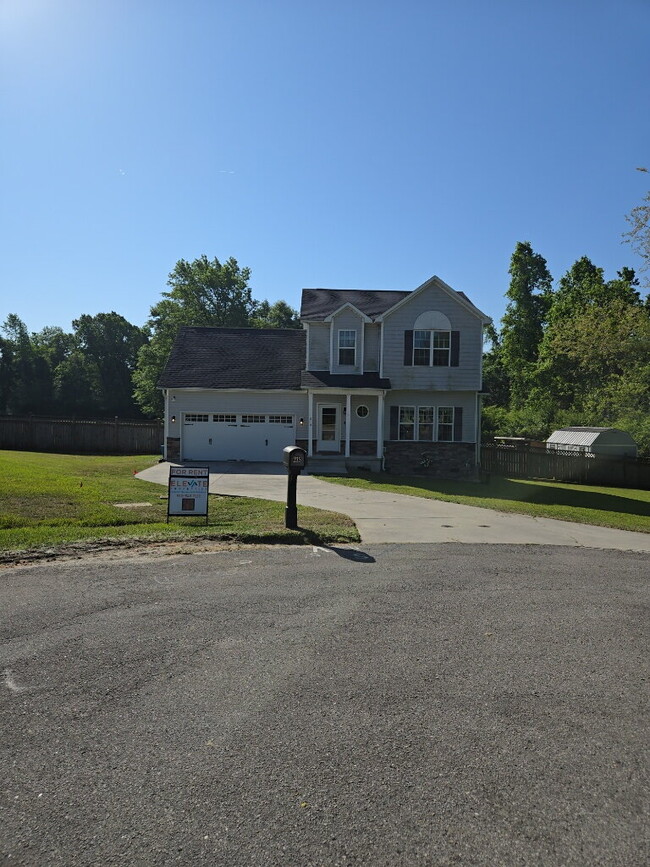 Building Photo - 213 Cottage Brook Ct