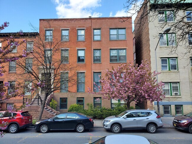 Building Photo - 46 Mercer St