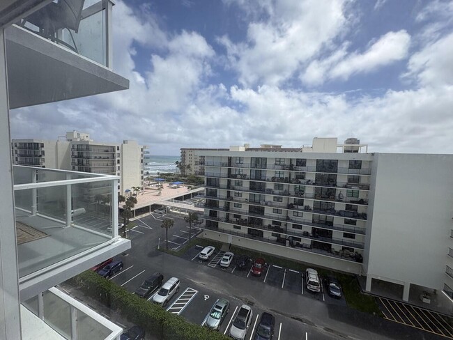 Building Photo - 3450 S Ocean Blvd