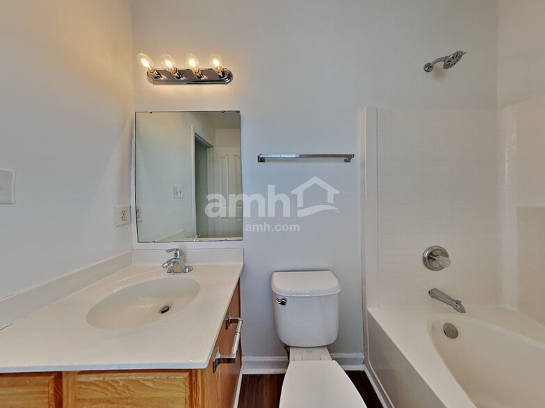 Building Photo - 109 Peterborough Dr