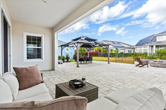 Building Photo - 5709 Silver Sun Dr