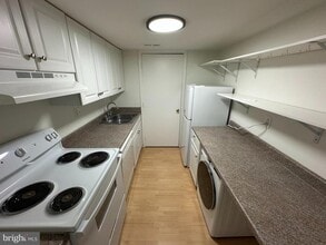 Building Photo - 159 Oberlin Terrace