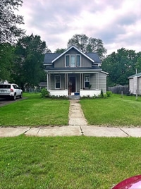 Building Photo - 2016 7th St